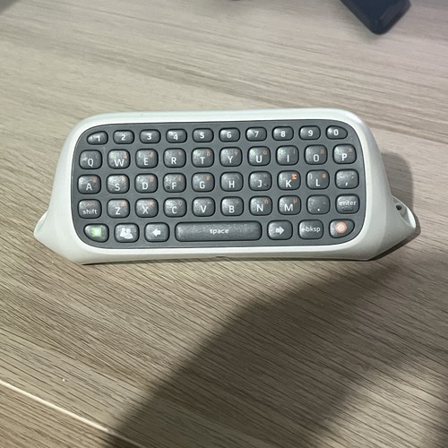 Xbox 360 chatpad - 360, white